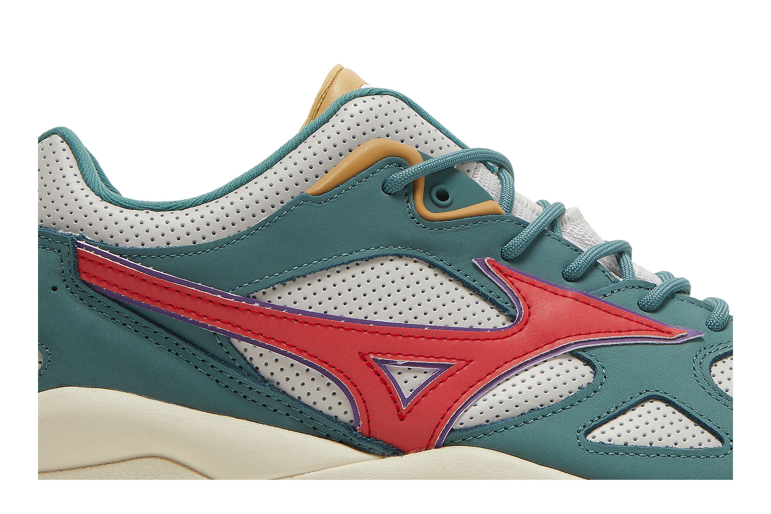Patta x mizuno sky medal best sale