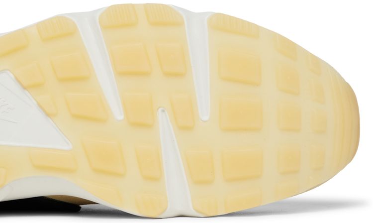 Nike Air Huarache Yin Yang