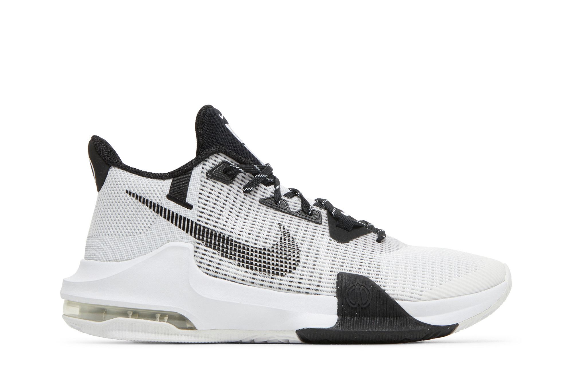 Nike shoes vt3 price cheap