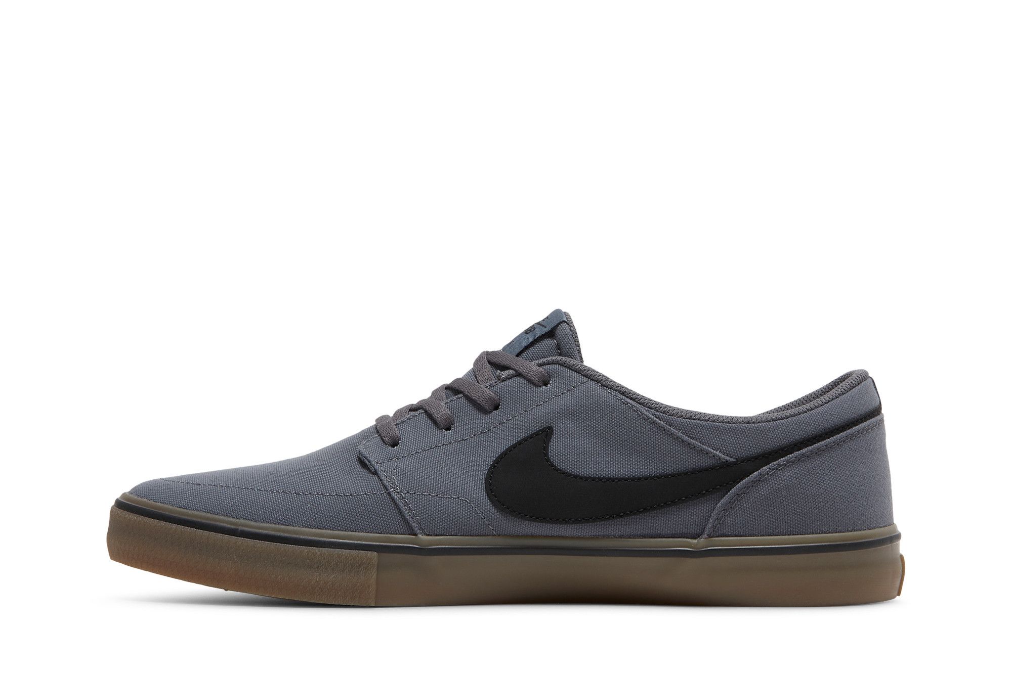 Nike sb black portmore ii trainers with gum sole clearance