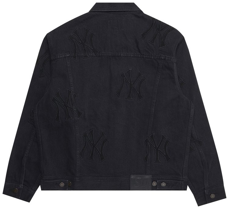 Supreme x New York Yankees Denim Trucker Jacket Washed Black