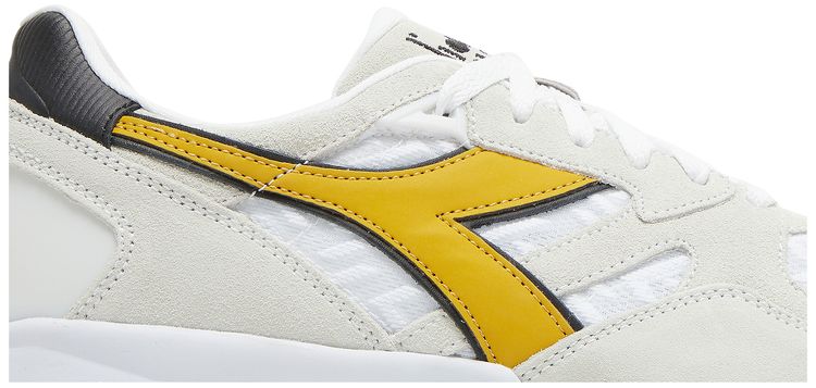 N9002 Lux White Rich Gold
