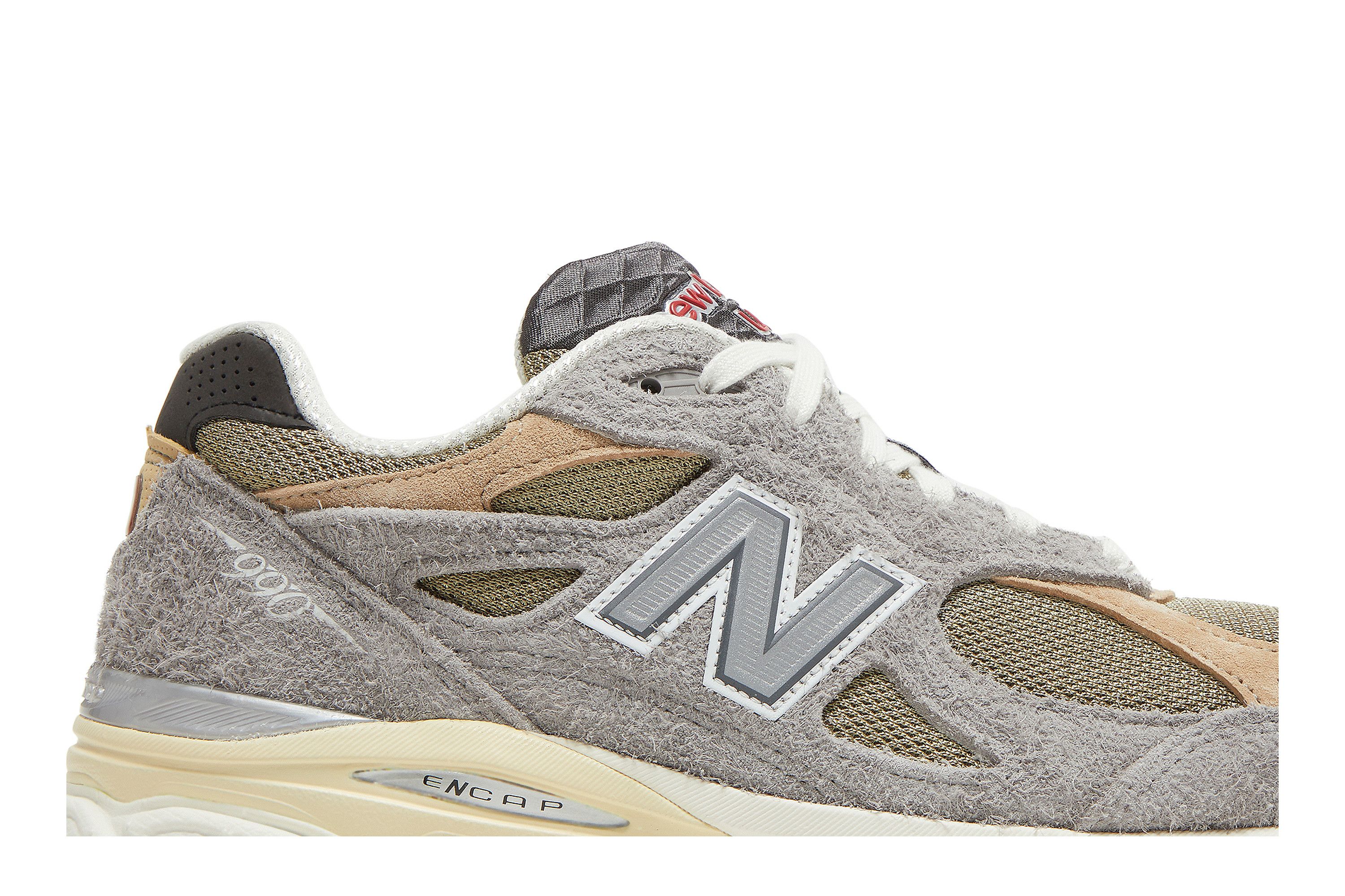 New Balance 990V3 