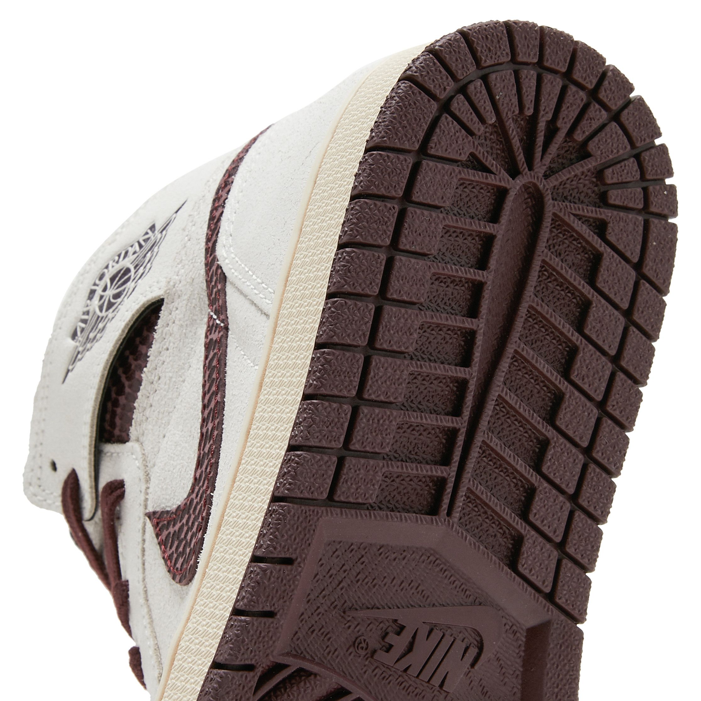 A Ma Maniere × Aj1 Retro High OG 値下げ Jordan 1 Retro High OG A Ma Maniére Men's - DO7097-100 - US