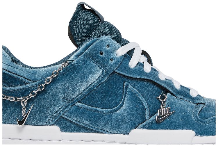 Nike Wmns Dunk Low Disrupt Lucky Charms   Ash Green