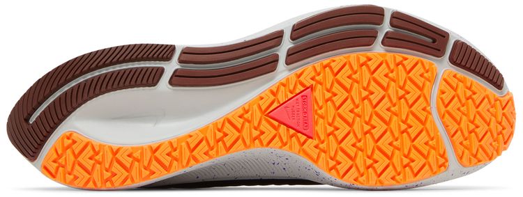 Nike Air Zoom Pegasus 38 Shield Black Total Orange