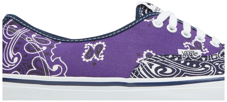 Bedwin  The Heartbreakers x Vans Authentic Bandana Pack   Multi B