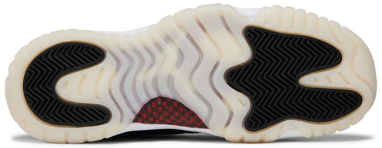Air Jordan 11 Retro Low GS 72 10