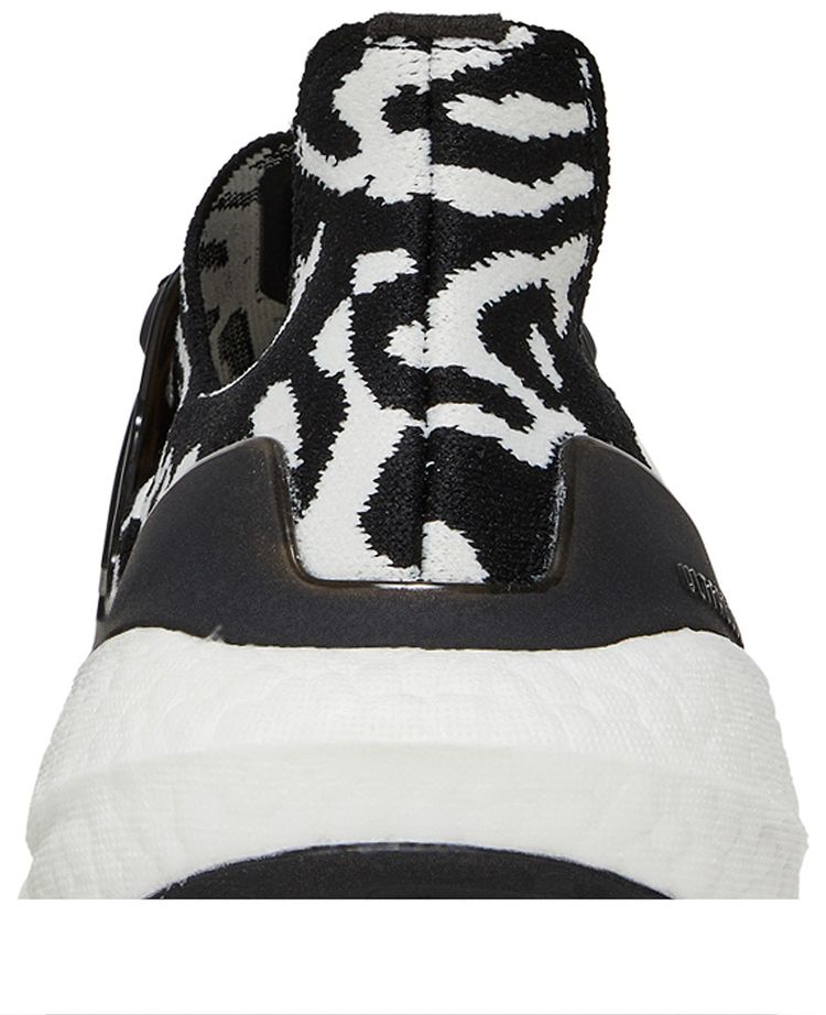 Adidas UltraBoost 22 Zebra