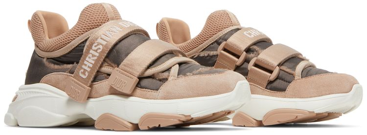 Dior Wmns D Wander Sneaker Nude