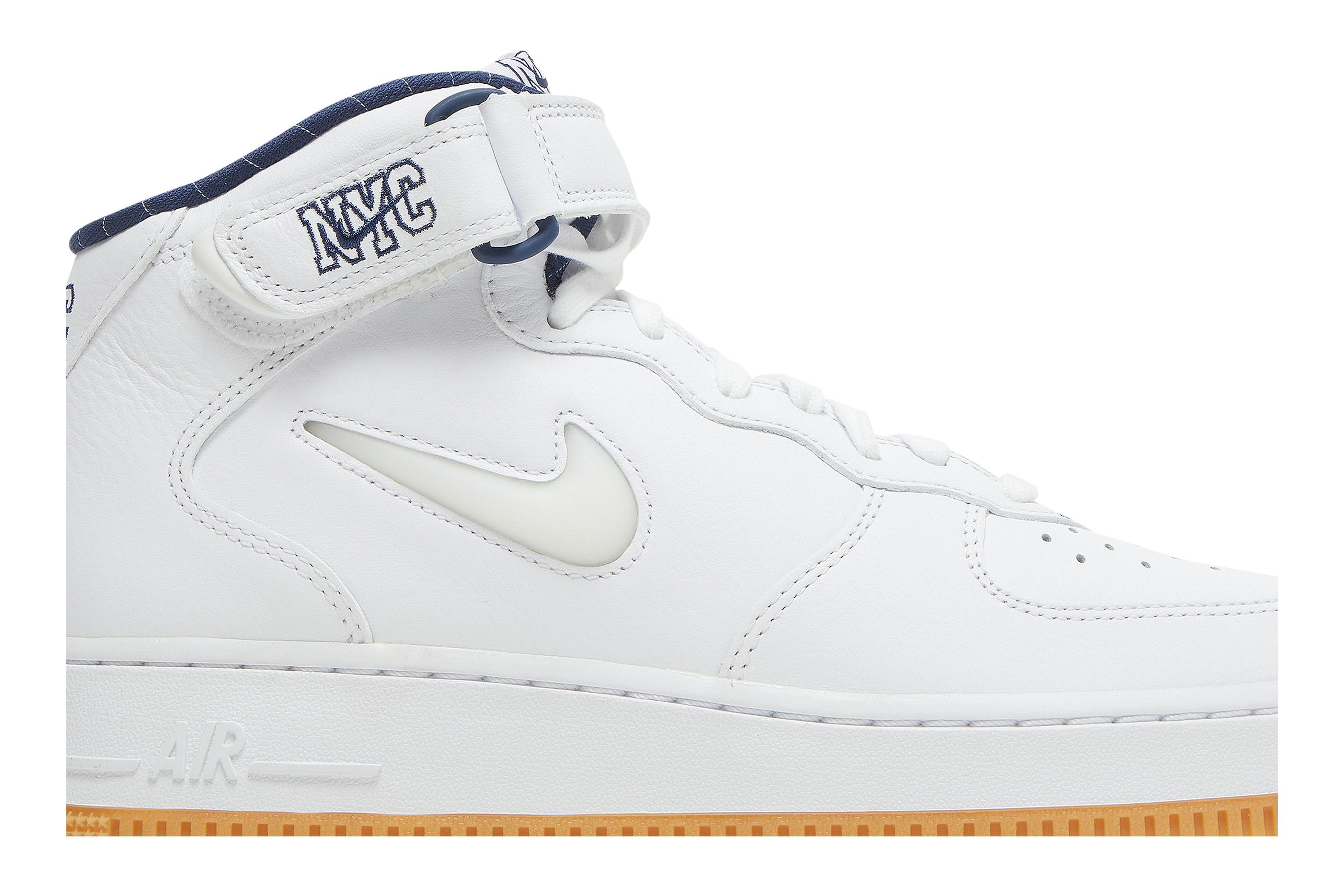 Achetez des Air Force 1 Mid Jewel QS NYC Yankees DH5622 100 GOAT FR