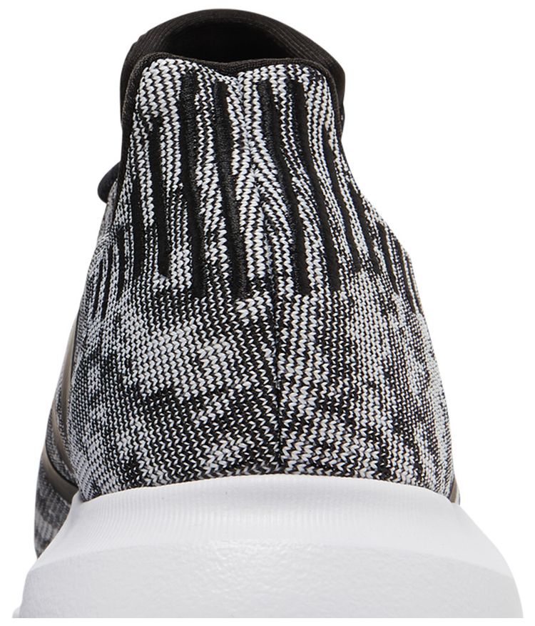Adidas Swift Run Jazz