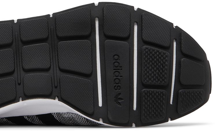 Adidas Swift Run Jazz