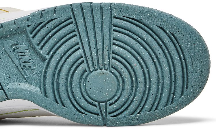 Nike Wmns Dunk Low Disrupt 2 Easter