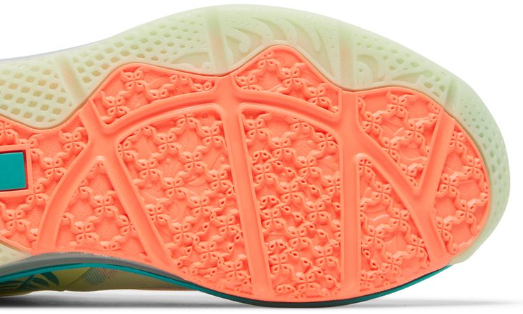 Nike LeBron 9 Low LeBronold Palmer