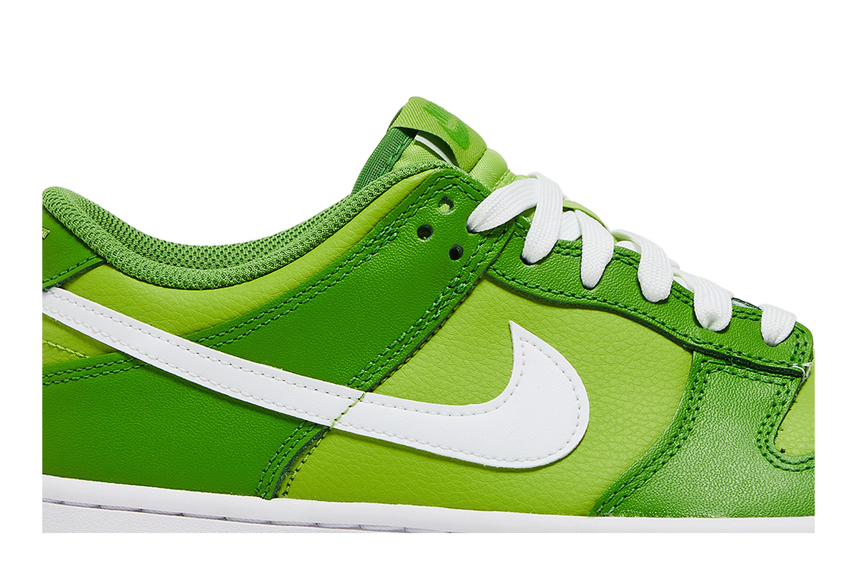 Size 4.0 Dunk Low GS 'Chlorophyll'