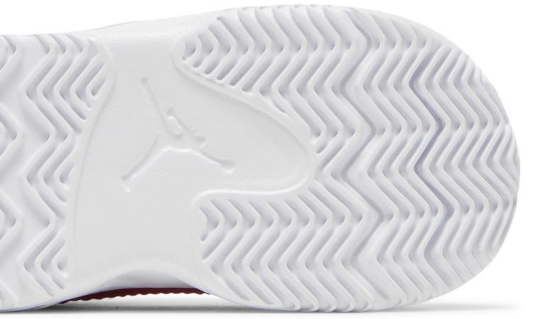 Air Jordan Max Aura 3 TD White Very Berry