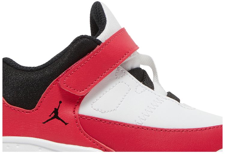 Air Jordan Max Aura 3 TD White Very Berry