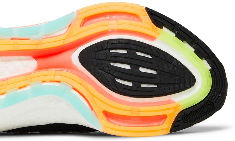 Adidas UltraBoost 22 Black Turbo Mint