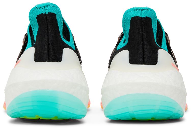 Adidas UltraBoost 22 Black Turbo Mint