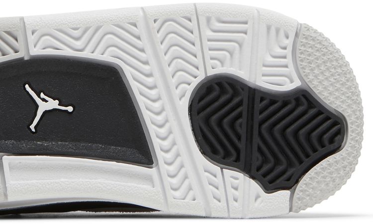 Air Jordan 4 Retro TD Military Black