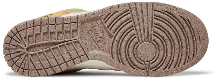 Nike Wmns Dunk Low SE Sun Club