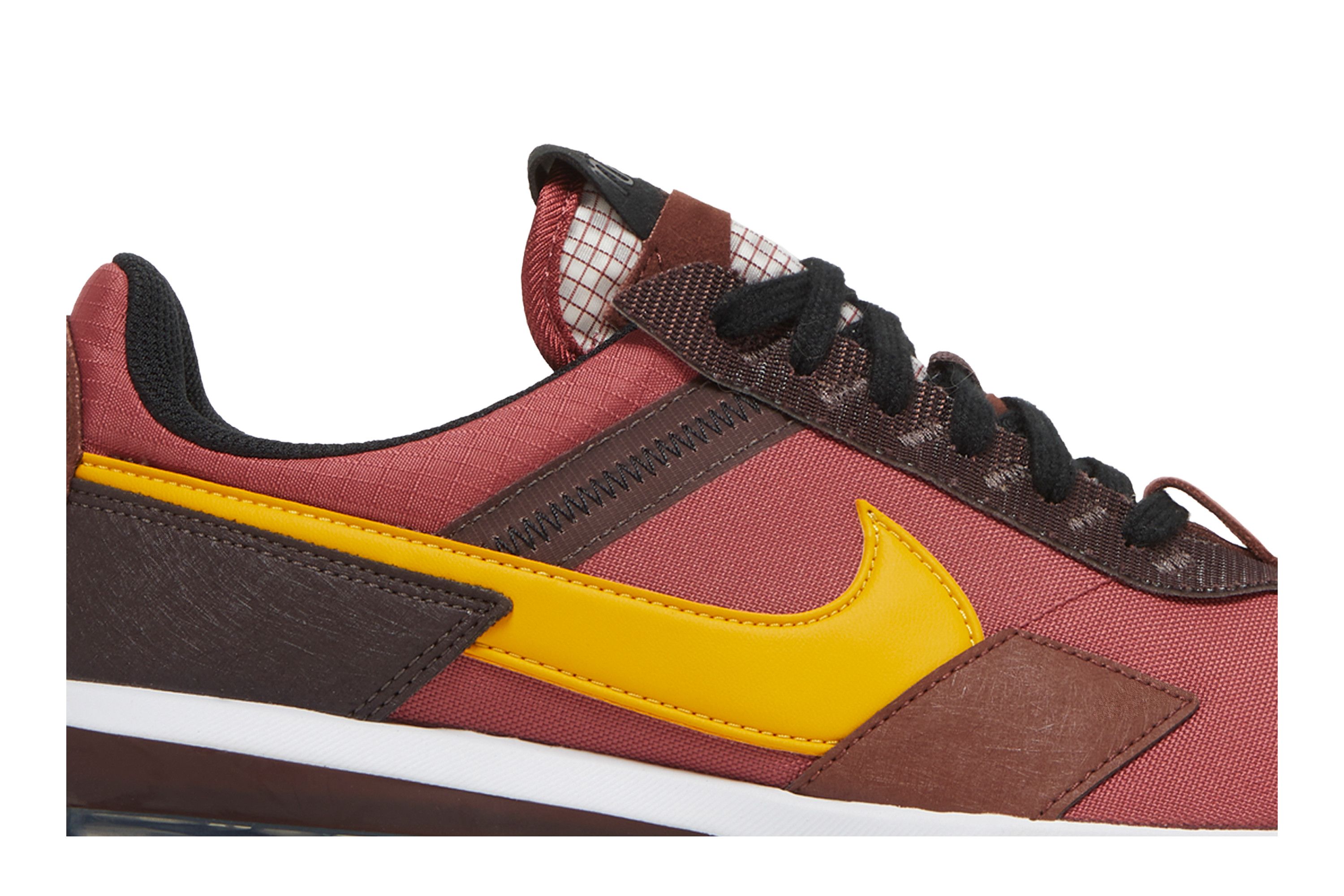 nike brown basalt