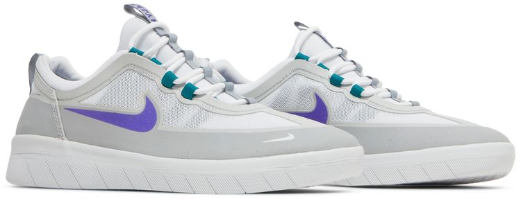 Nyjah Free 2 SB Grape