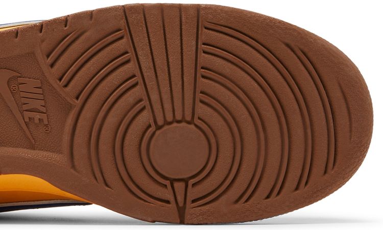 Nike Dunk Low SB Premium Newcastle Brown Ale