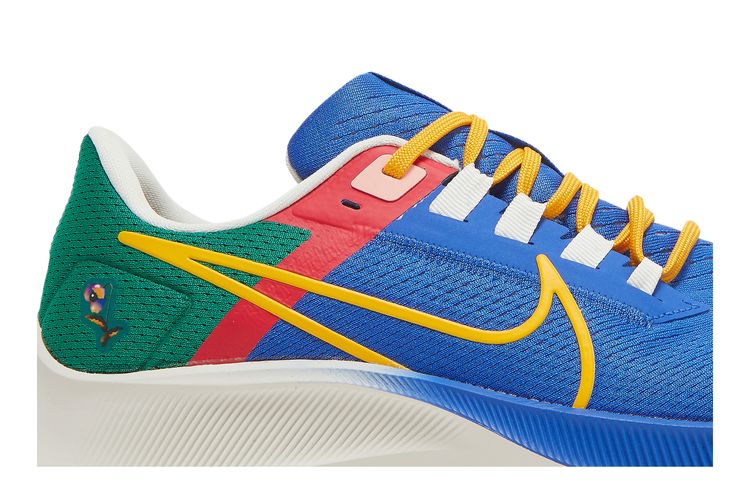 Buy Jordan Moss x Nike Air Zoom Pegasus 38 A.I.R.  display picture 3