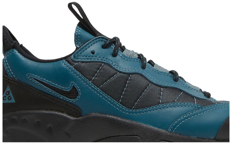 Nike ACG Air Mada Ash Green