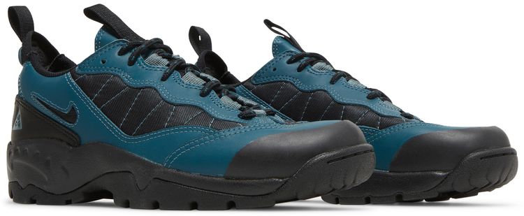 Nike ACG Air Mada Ash Green