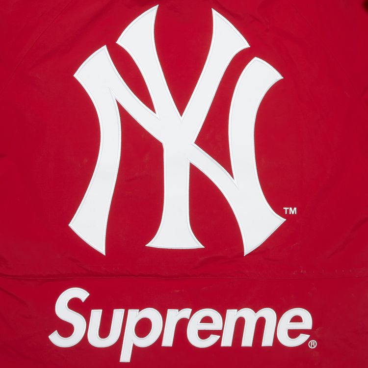 Supreme x New York Yankees GORE TEX 700 Fill Down Jacket Red