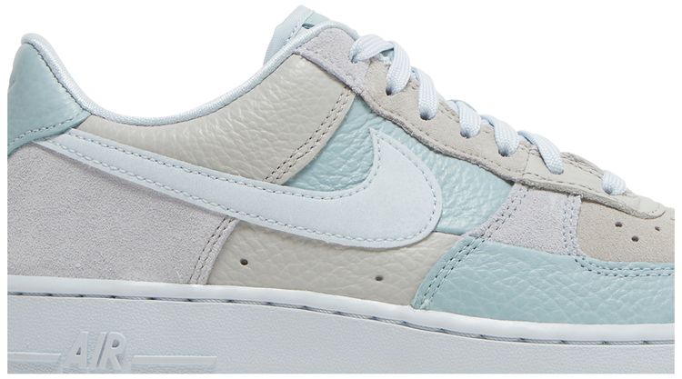 Nike Wmns Air Force 1 07 Low NH1 Be Kind