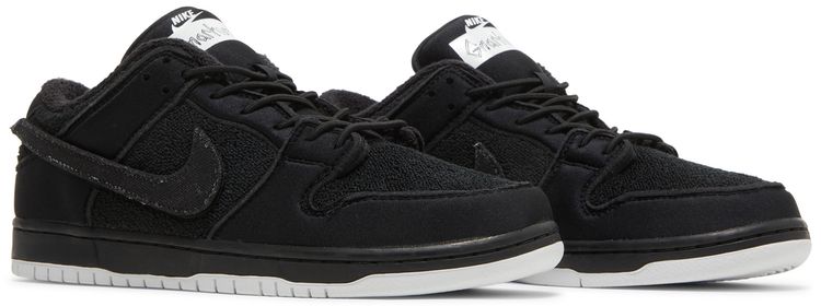 Gnarhunters x Dunk Low SB Black
