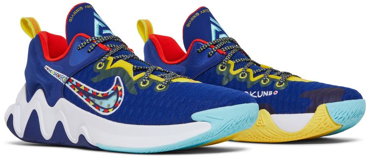 Nike Giannis Immortality Force Field