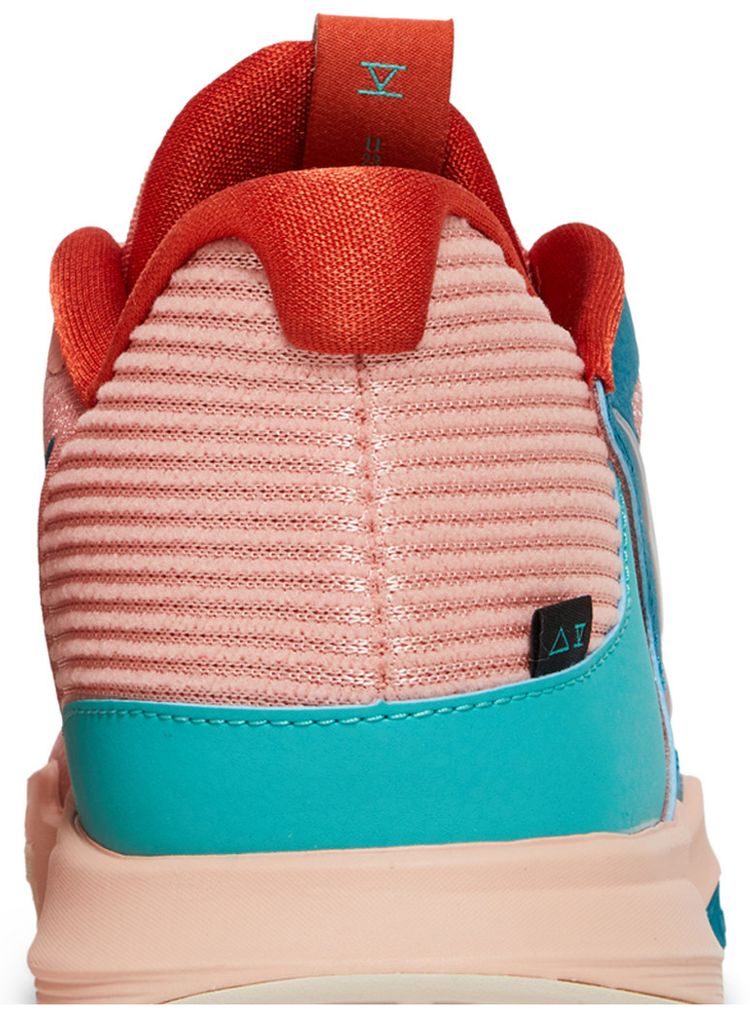 Nike Kyrie Low 5 Light Madder Root