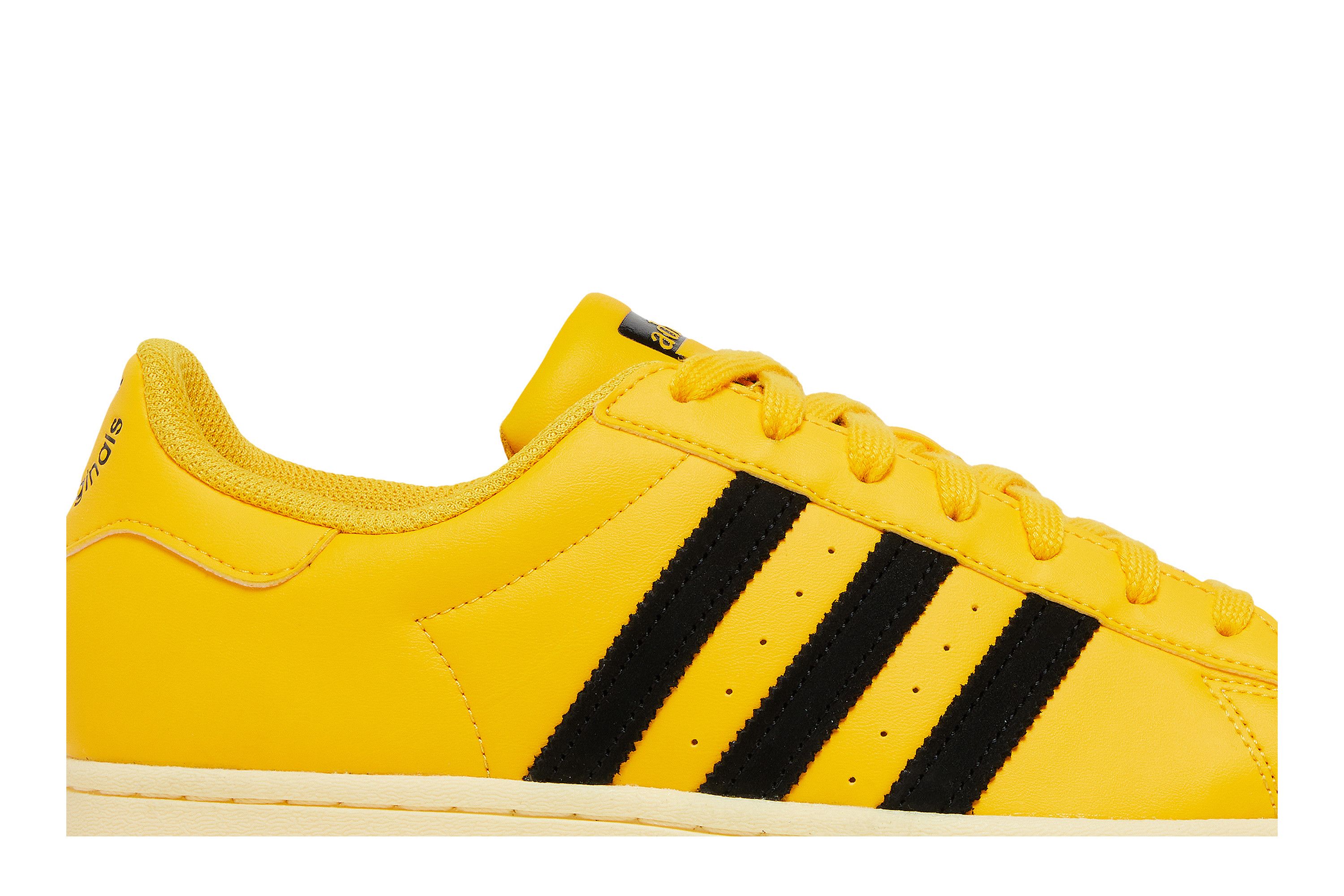 Buy Superstar Bold Gold GY2070 GOAT DE