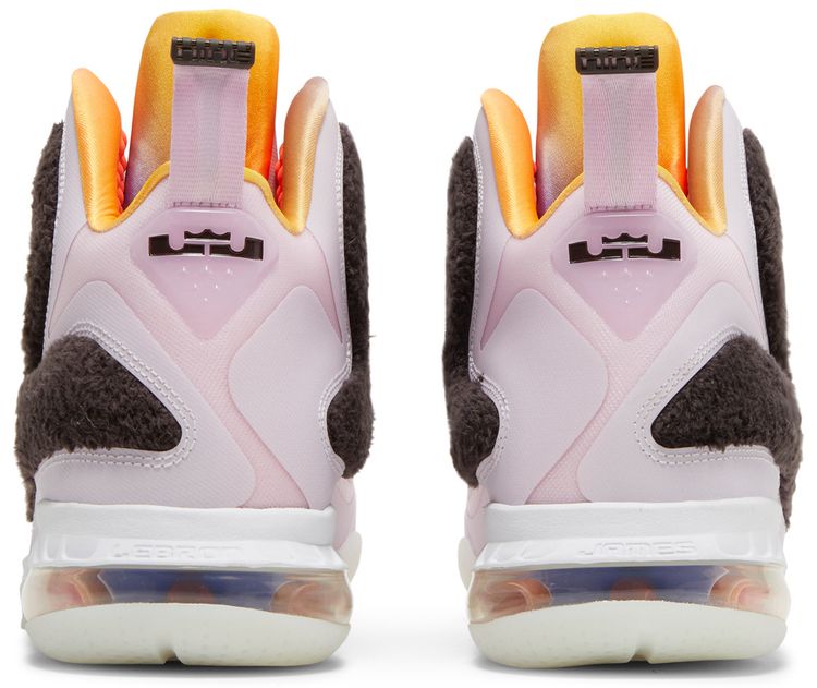 Nike LeBron 9 Regal Pink