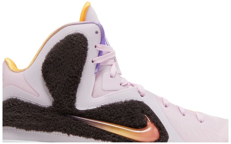 Nike LeBron 9 Regal Pink