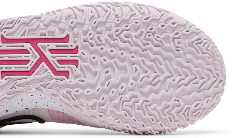 Kyrie Low 4 Kay Yow