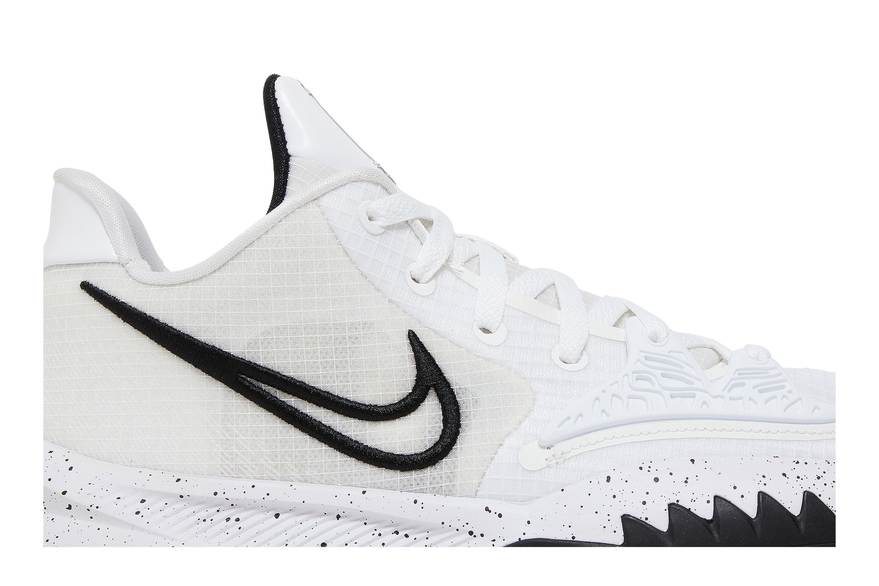 kyrie 4 mens white