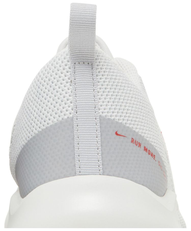 Nike Flex Experience Run 10 Platinum Tint Chile Red
