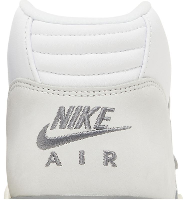 Air Trainer 1 Photon Dust