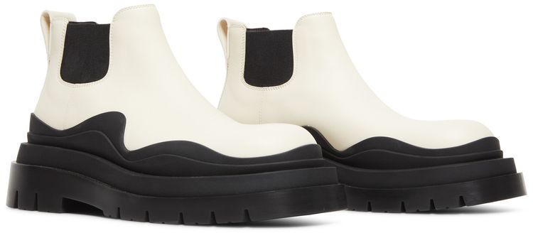 Bottega Veneta Wmns Tire Cropped Boot Sea Salt Black