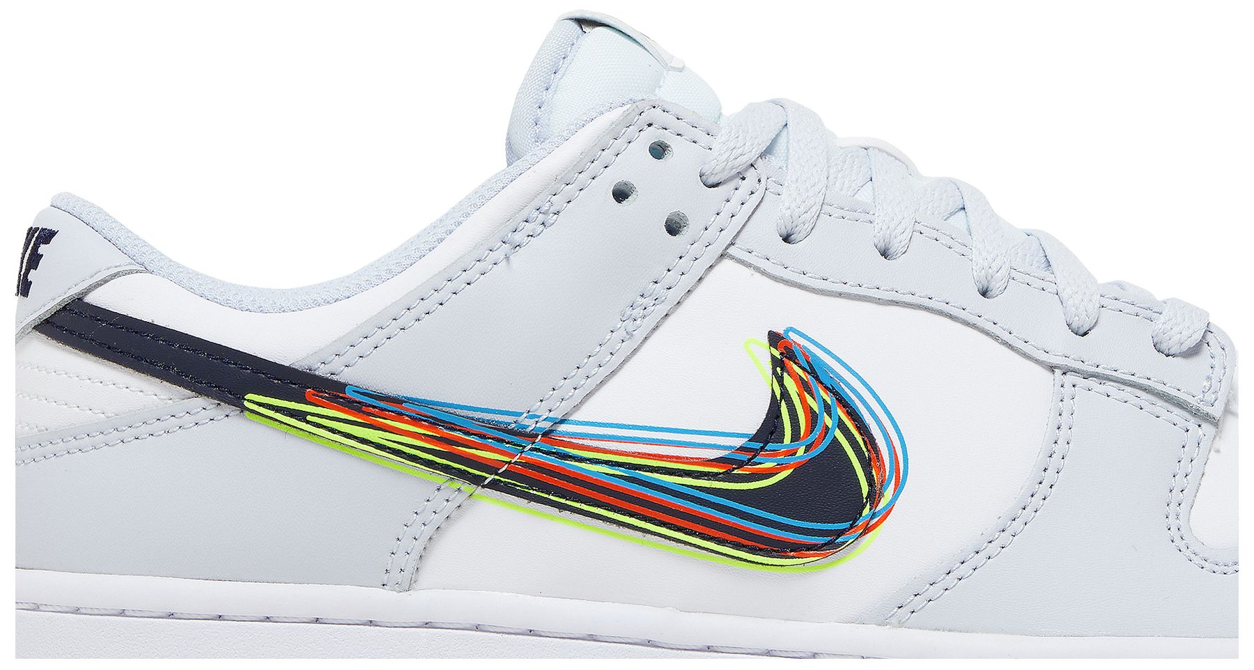 dunk low reverse swoosh