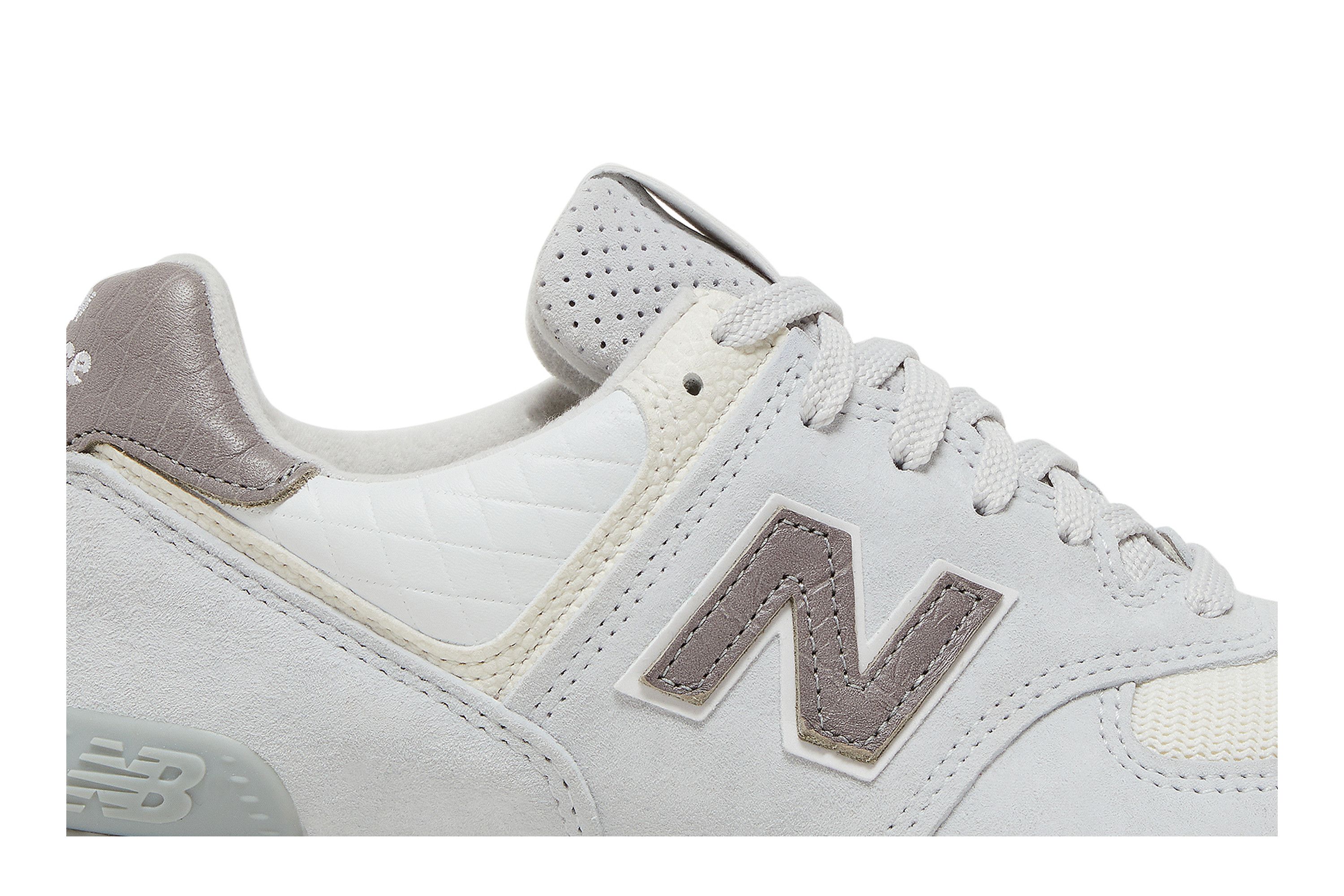 Achetez des 574 Made in USA Pride US574DNW GOAT FR