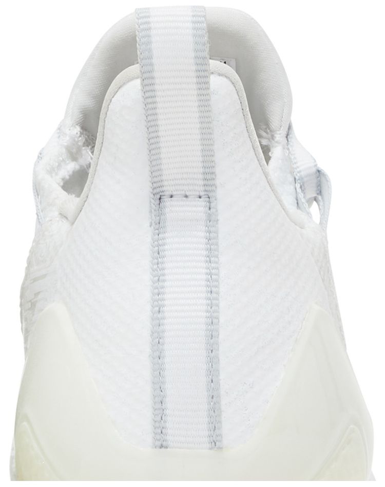 Adizero 11 Comics   Cloud White