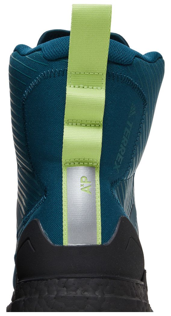 Parley x Terrex Free Hiker XPL Utility Green