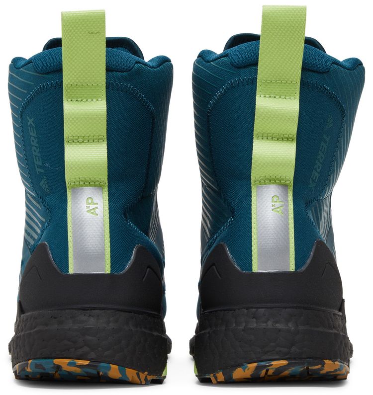Parley x Terrex Free Hiker XPL Utility Green